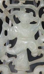 Antiker feinst gearbeiteter Anhänger in Nephrit Jade
